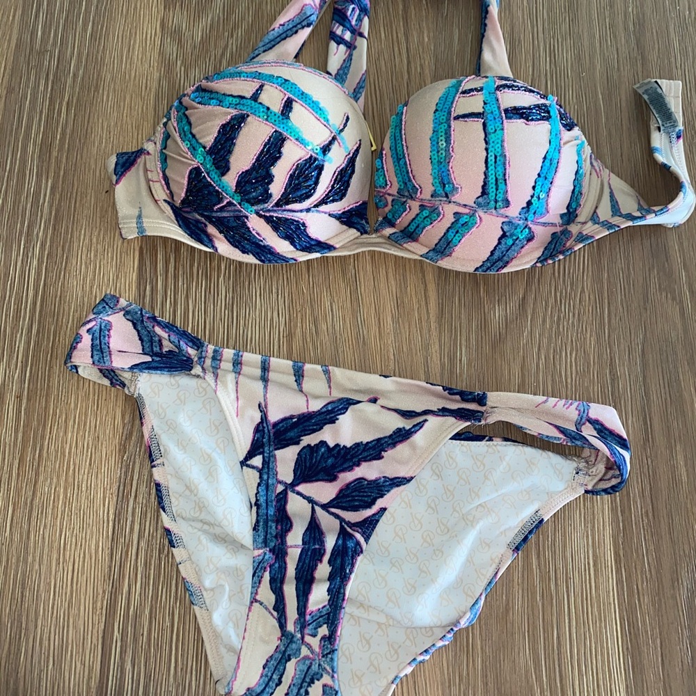 VS Padded Underwire Bikini